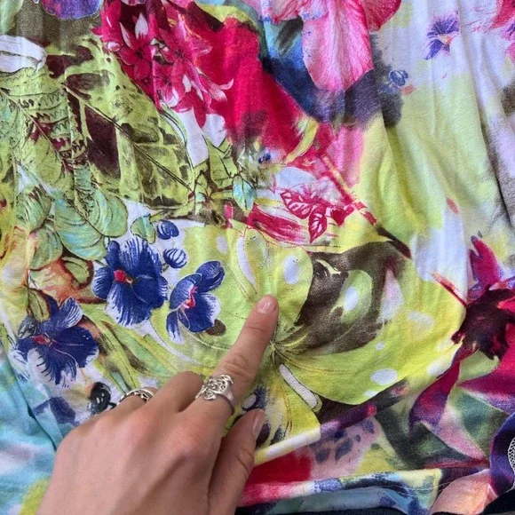 Size Large Boston Proper Floral Tank Top - Picture 7 of 7